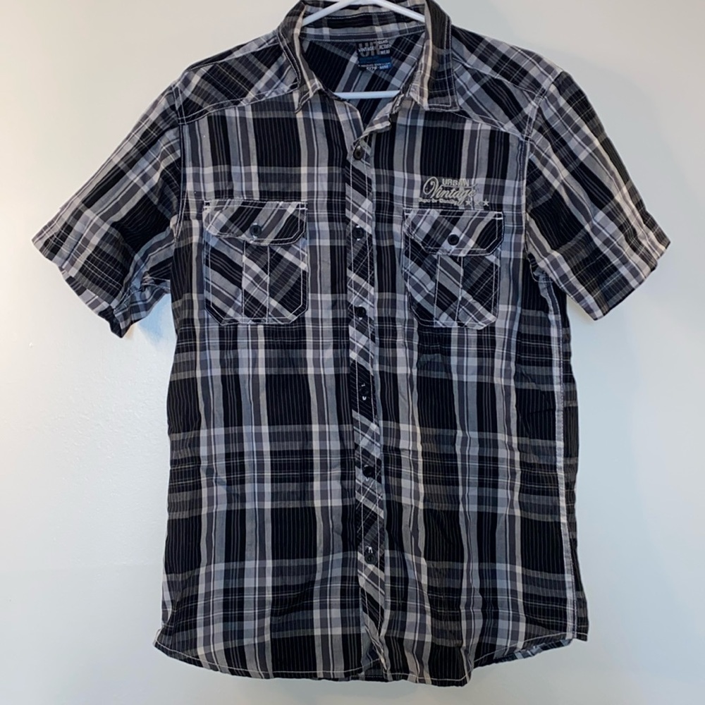 Urban Vintage Men’s  Black Grey White Button Up Short Sleeve Shirt (Medium) Y2K